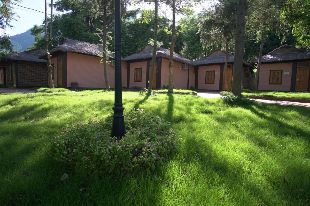 Paragon Resort Ba VI Xom Trong Buitenkant foto